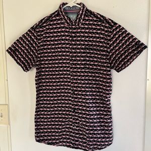 Good Vibes Men’s pink flamingo button up shirt size Medium